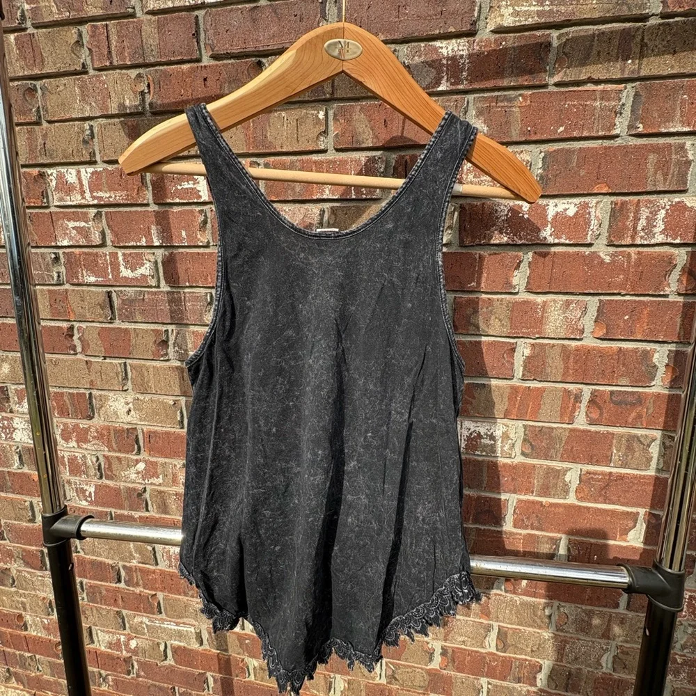 Desert Western style tank top - Picture 2 of 4